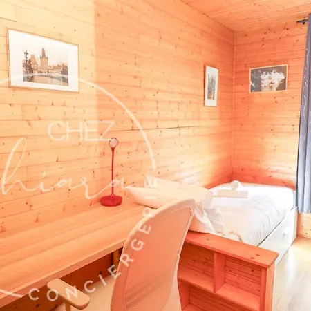 Near Pantheon 5e Apartment