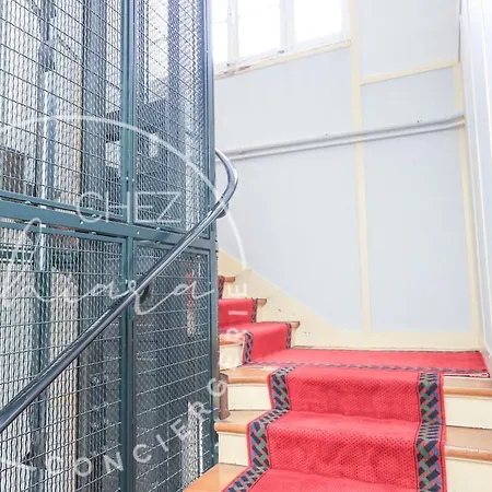 Apartment Near Pantheon 5e