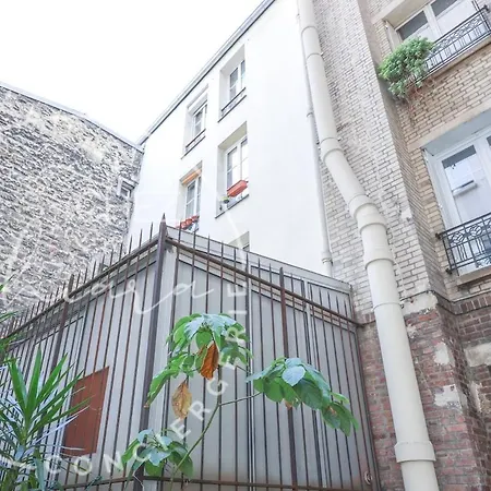 Near Pantheon 5e Apartment *