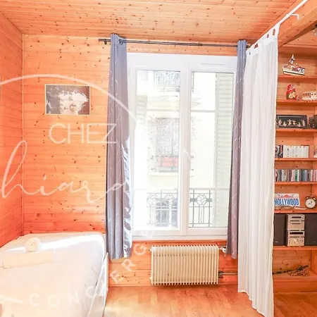 Near Pantheon 5e Paris