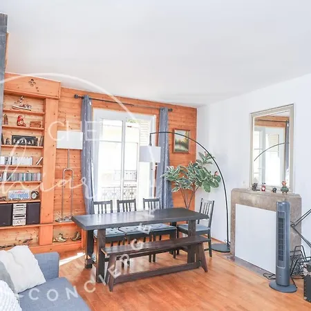 Near Pantheon 5e Апартаменты